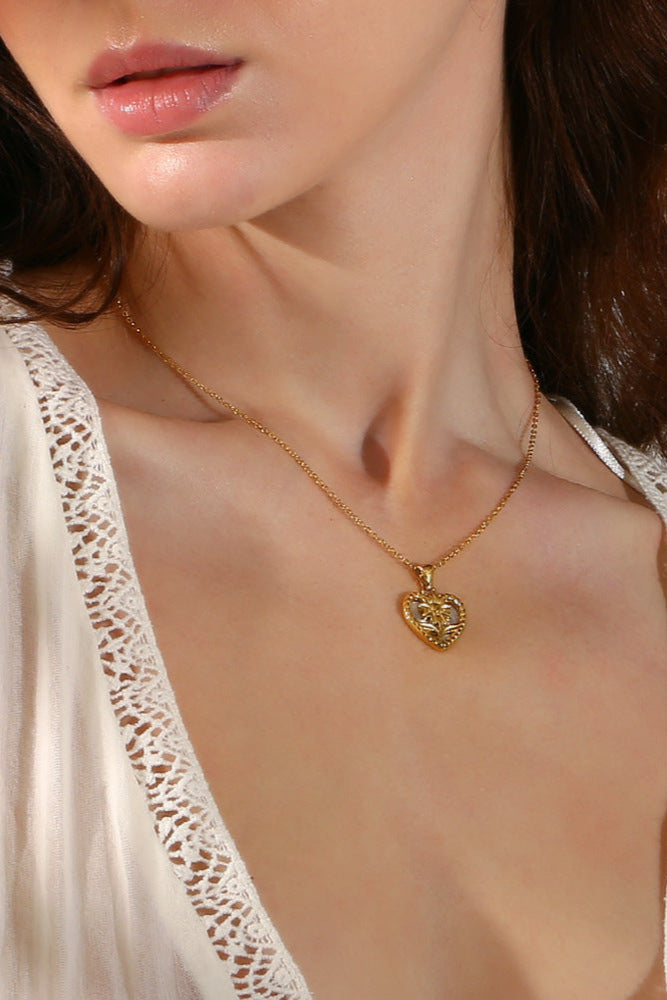 Shell sunflower necklace