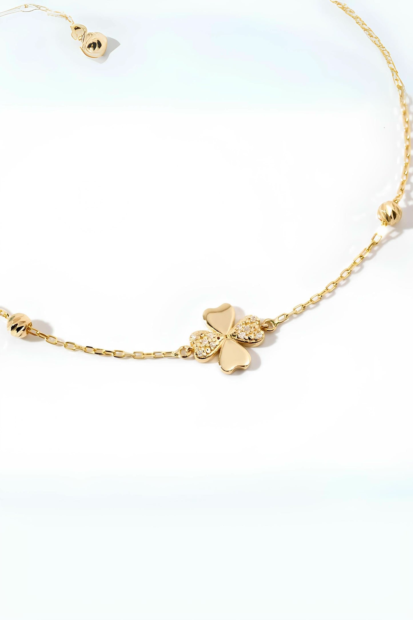 Small Clover Bracelet