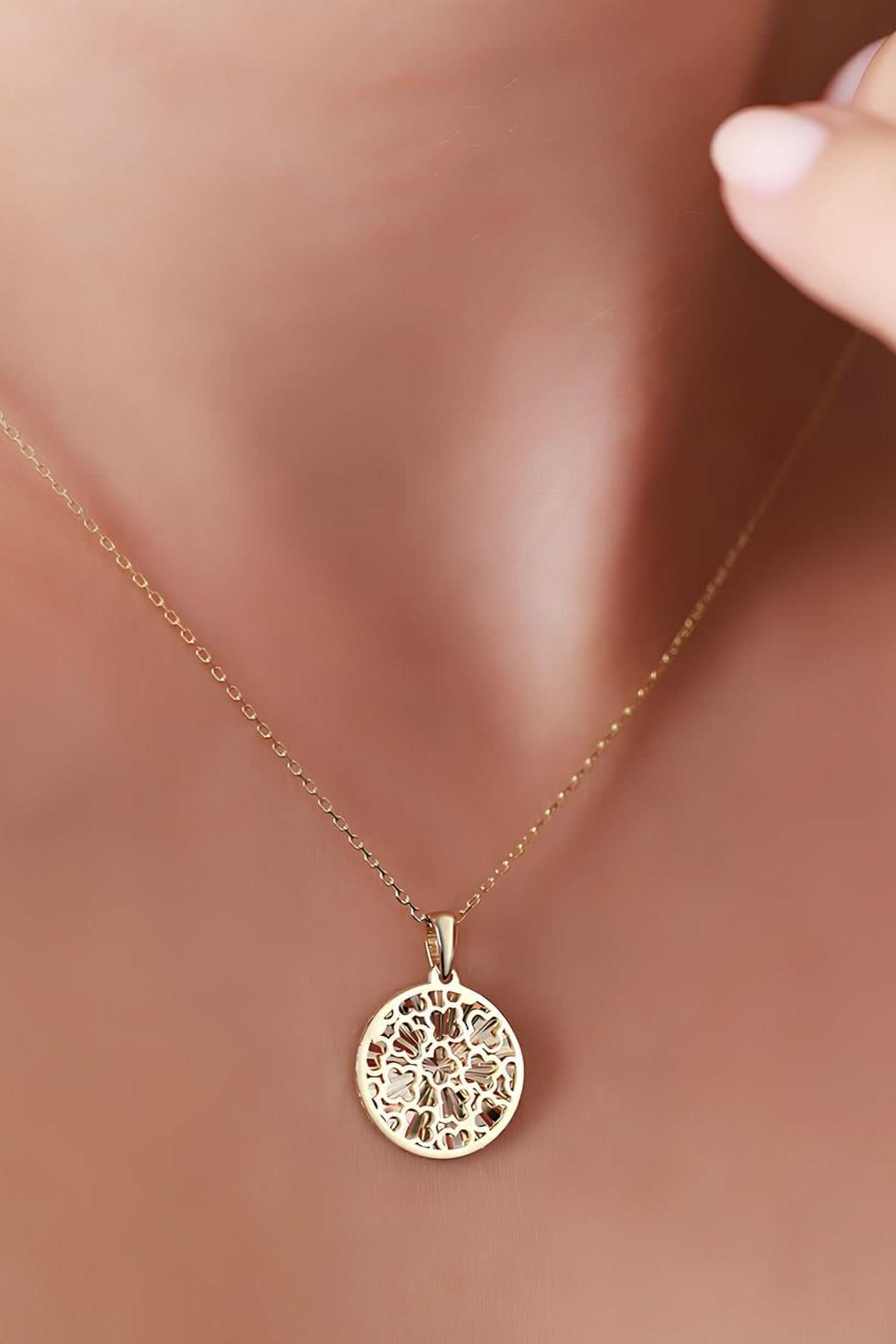 Clover Necklace