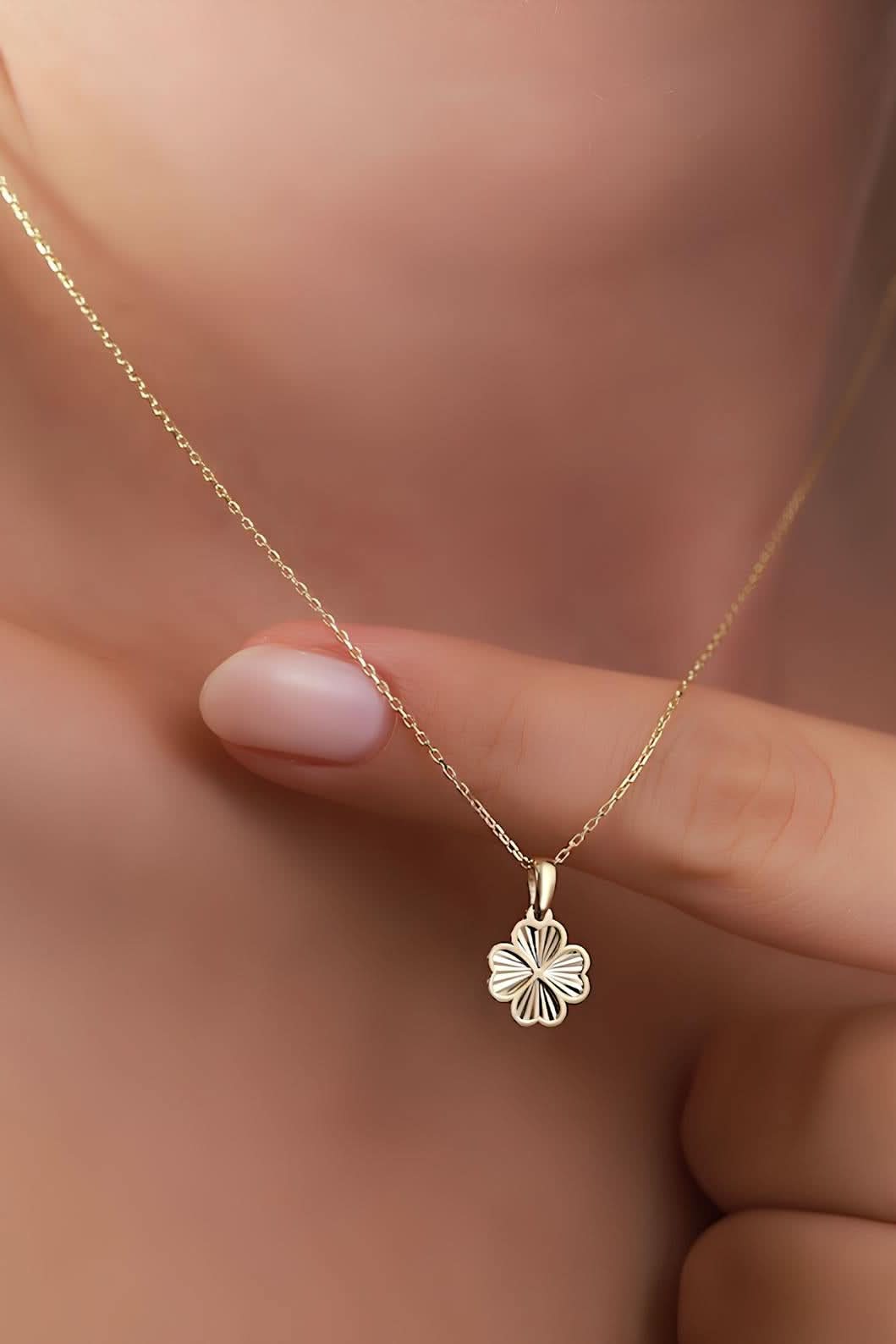Gold Clover Necklace