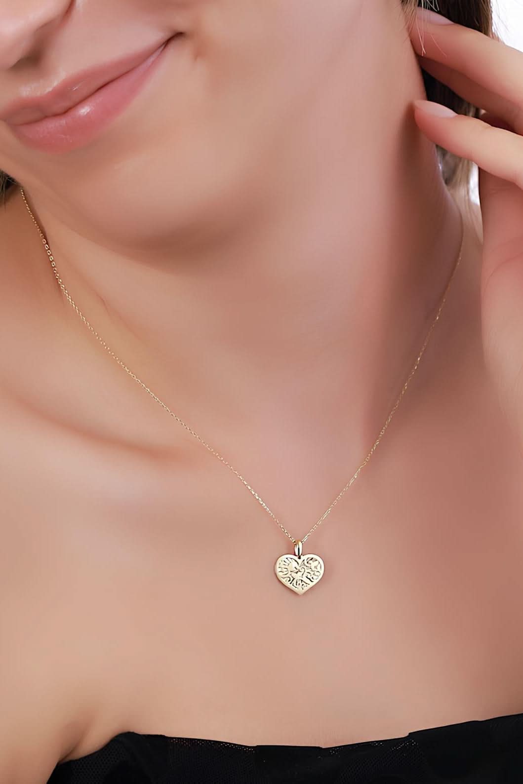 Flower Heart Pendant Necklace
