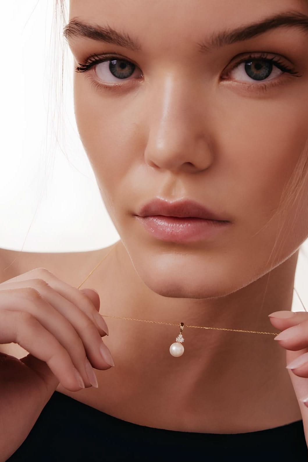 Diamond and Pearl Necklace