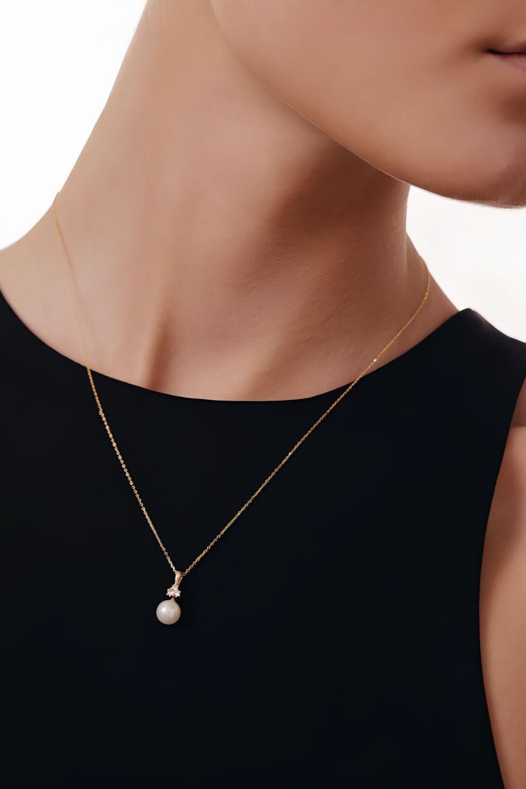 Diamond and Pearl Necklace