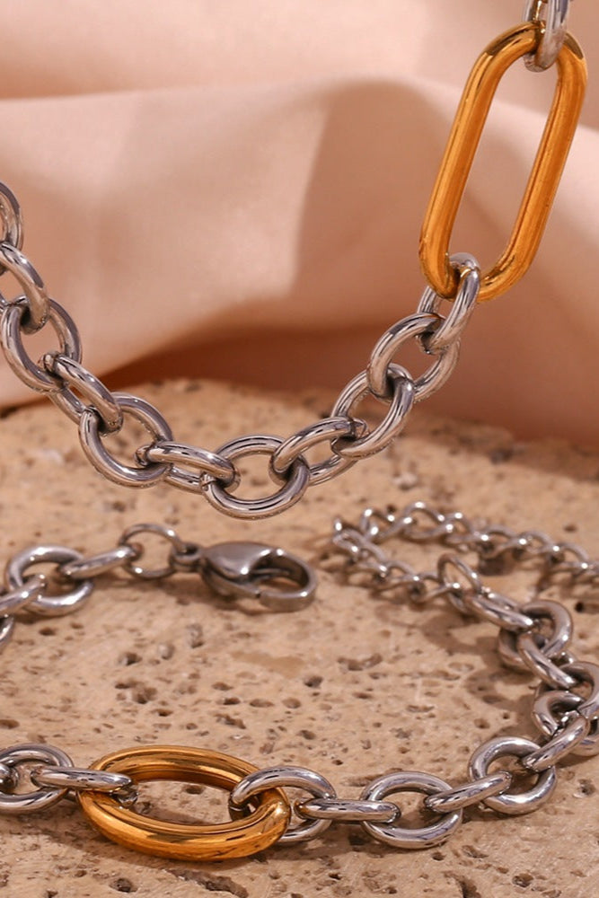 O-shaped Chain and Paperclip Clasp Spliced Necklace