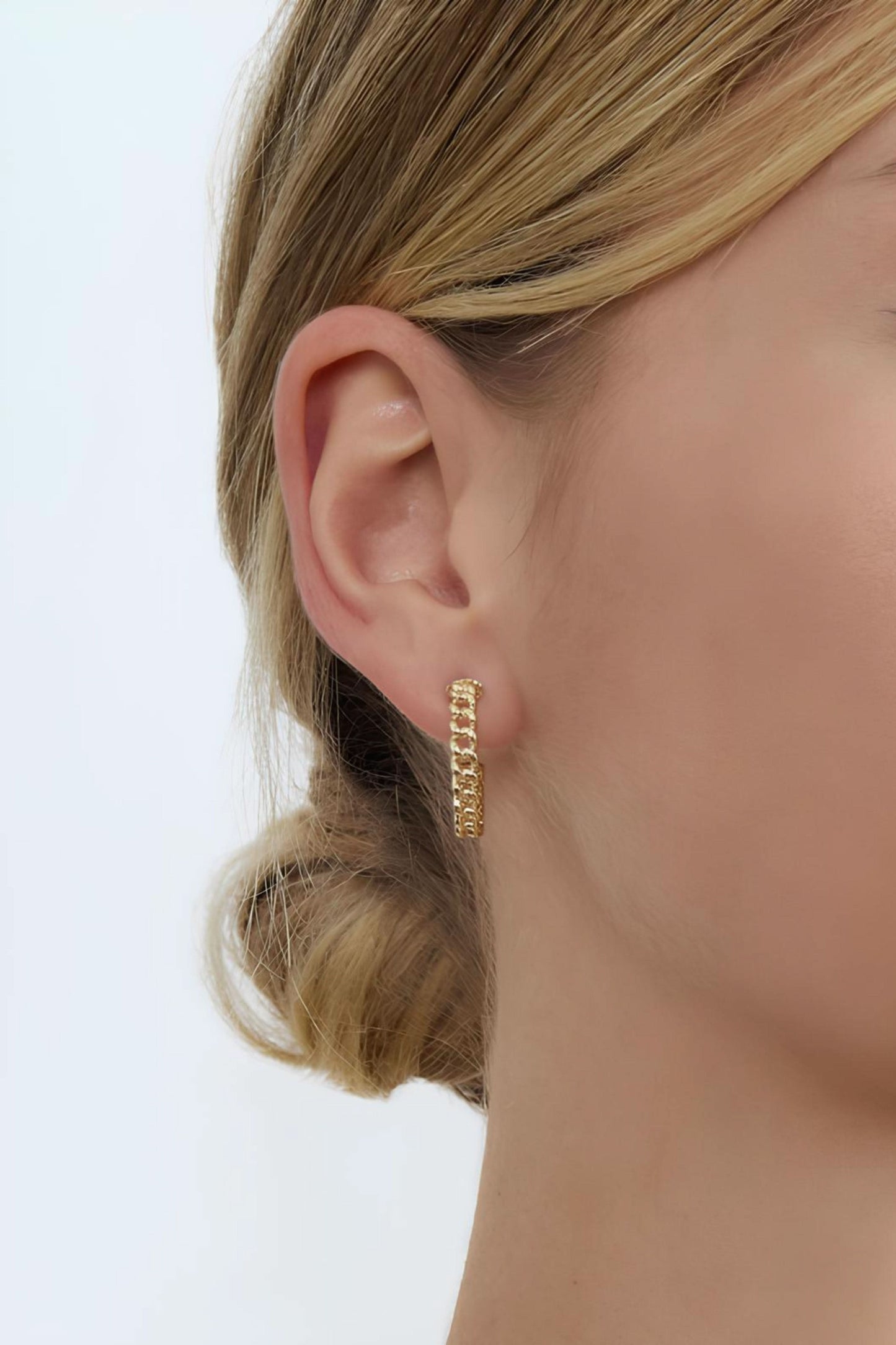 14k Gold Cuban Chain Oval Hoop Earrings