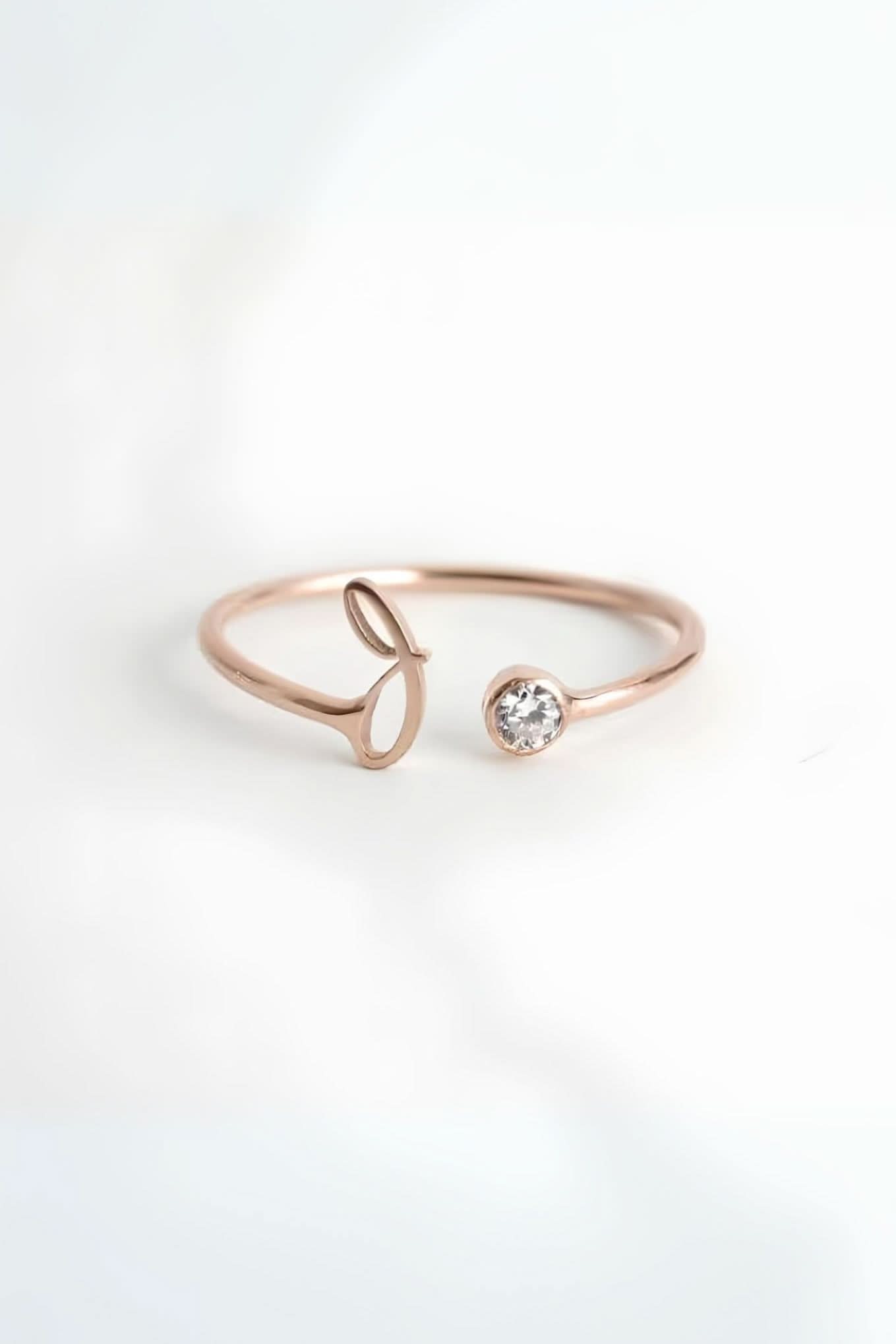 Single Intial Name Ring