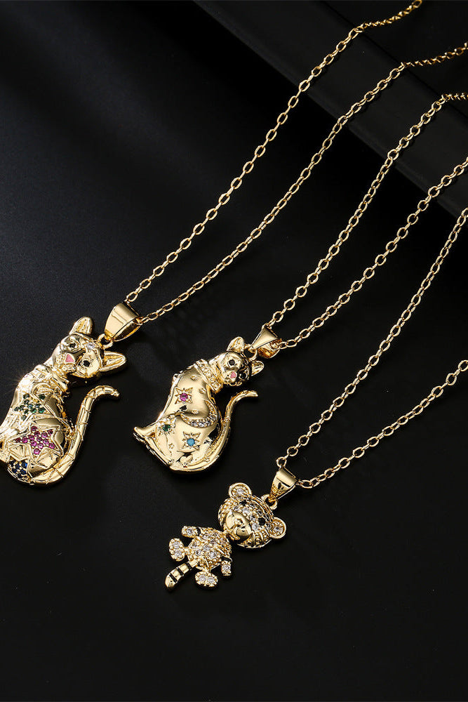 Bear Pendant Diamend animal necklace