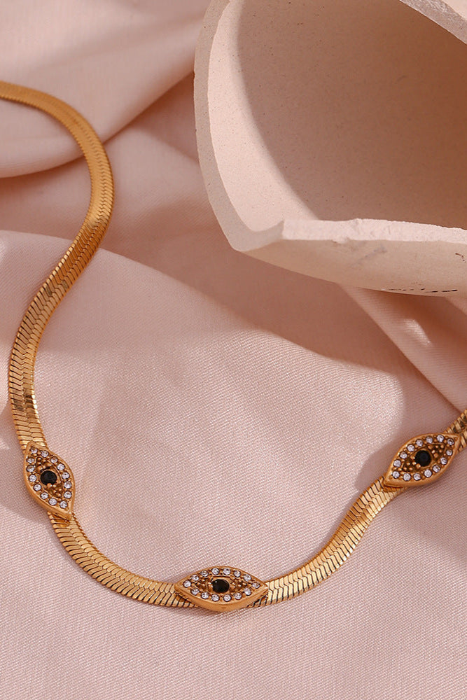 Black - eyed Blade Chain Seeing Eye Necklace