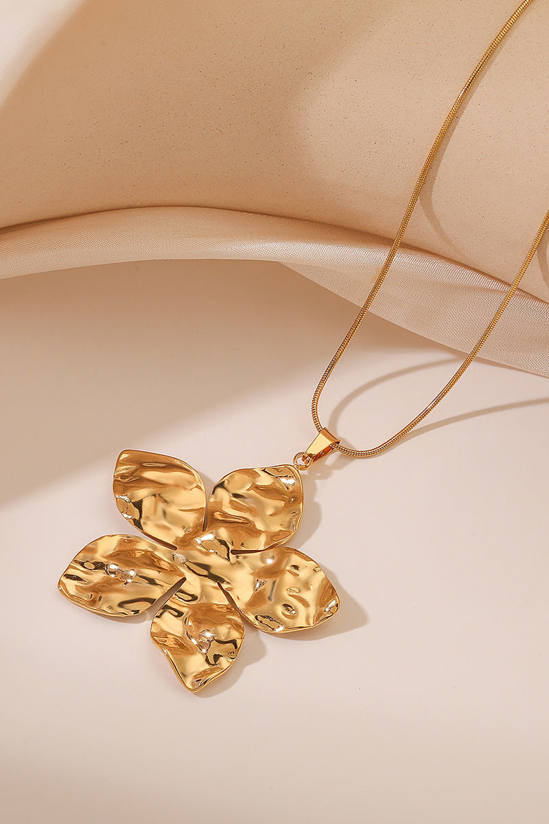 Camellia Pendant Necklace