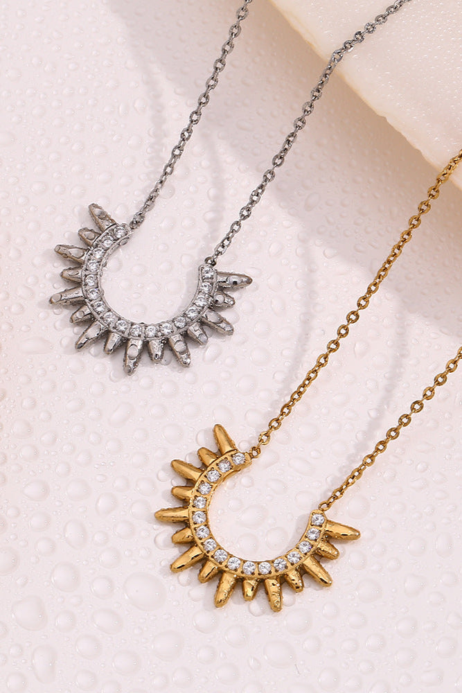 Chieftain Headdress Pendant Necklace