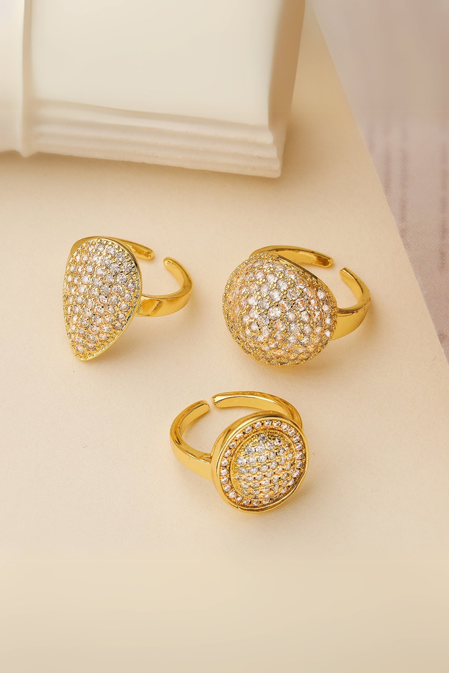 Circle Diamond Ring