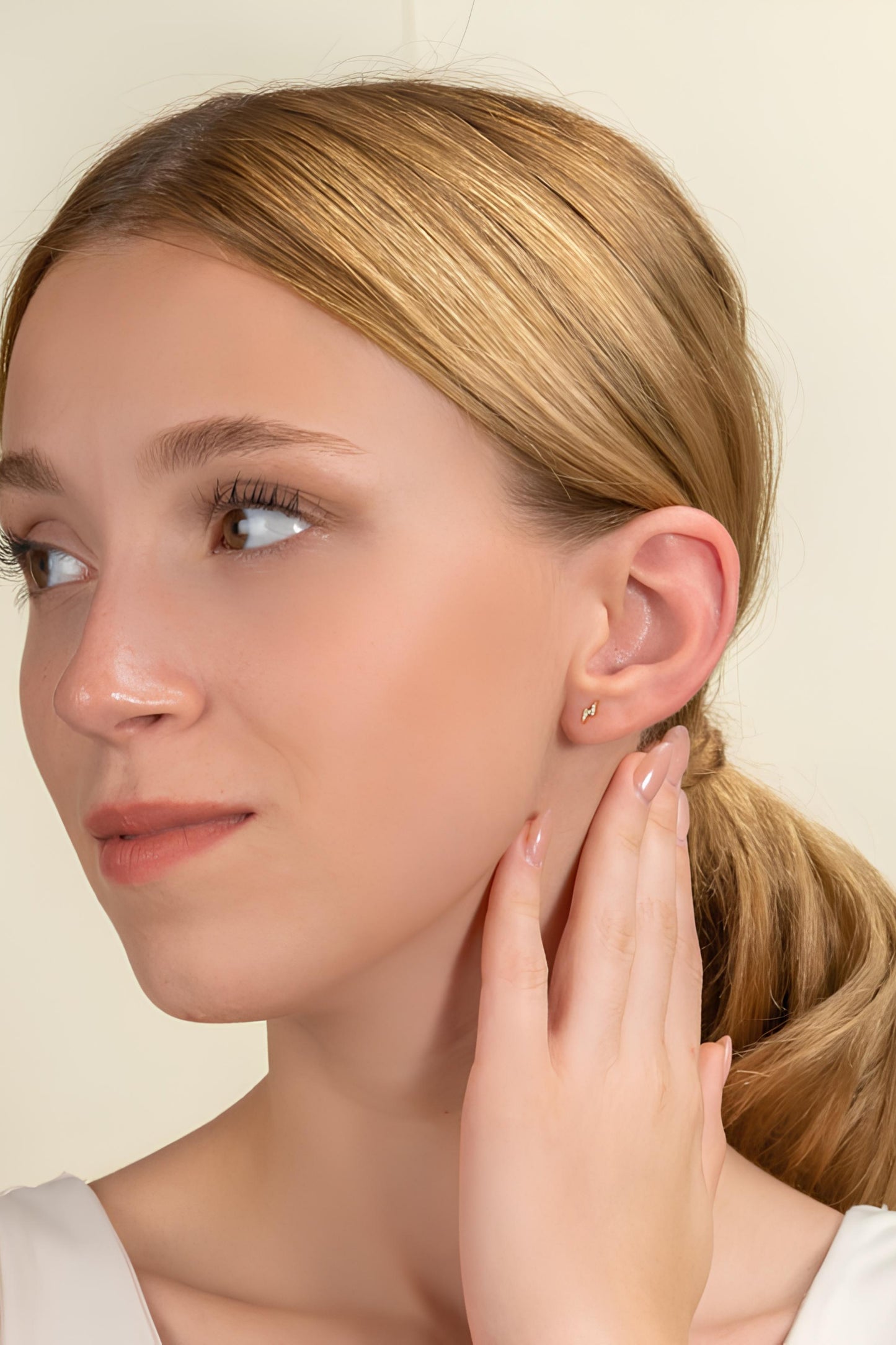 Diamond Mini Lightning Bolt Studs Earring