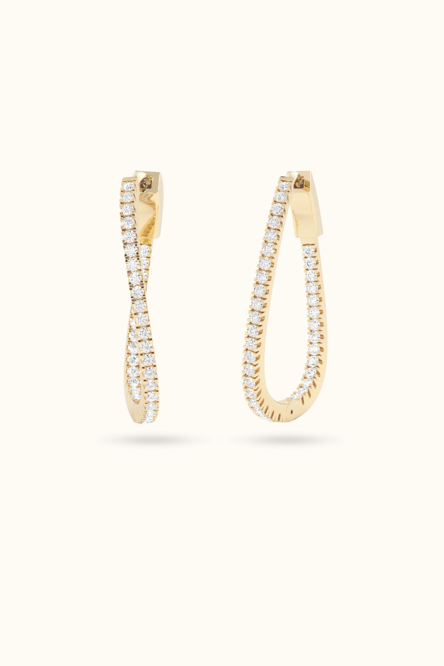 Elegant Delicate Wave Hoop Earring