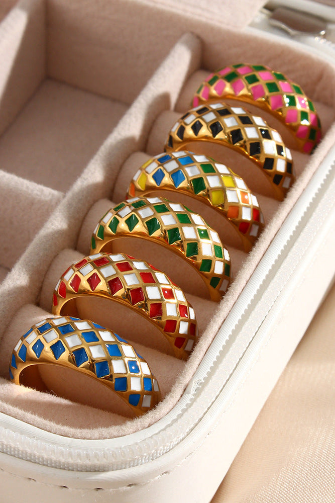 Hip Hop Ring Checkered Color