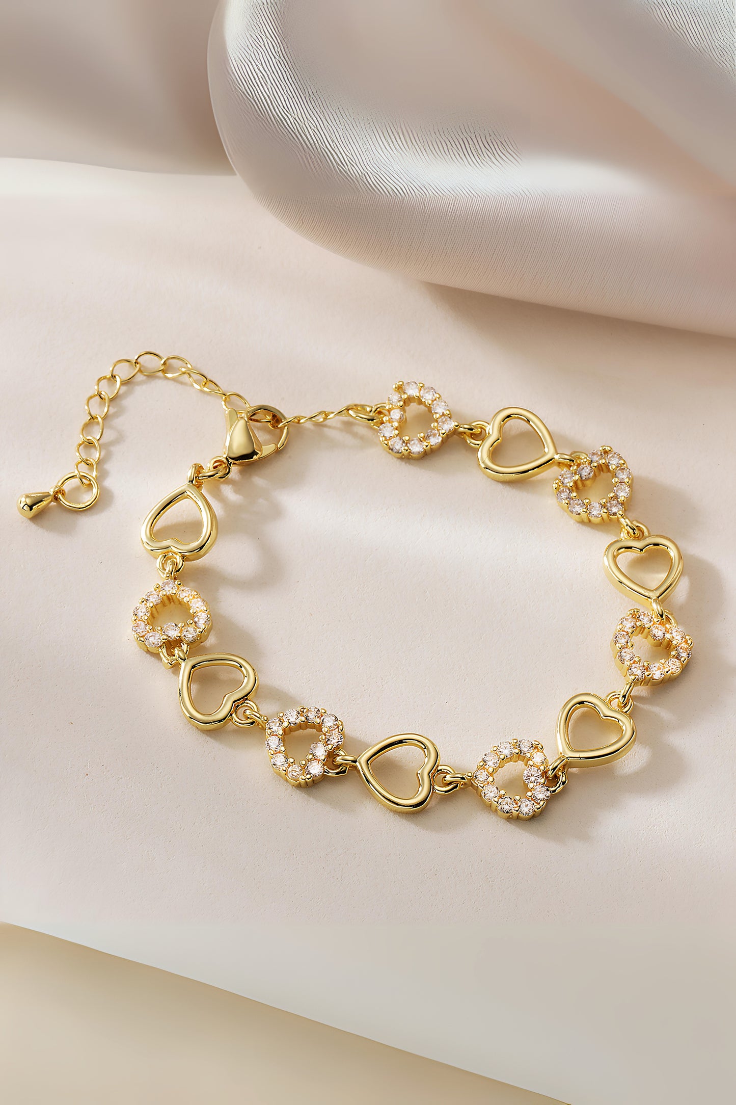 Hollow Heart Diamond Bracelet