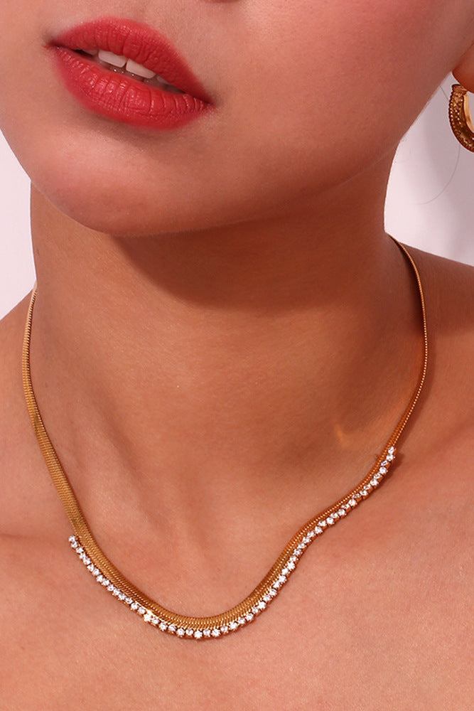 Inlaid Fishbone Pattern Spliced Necklace