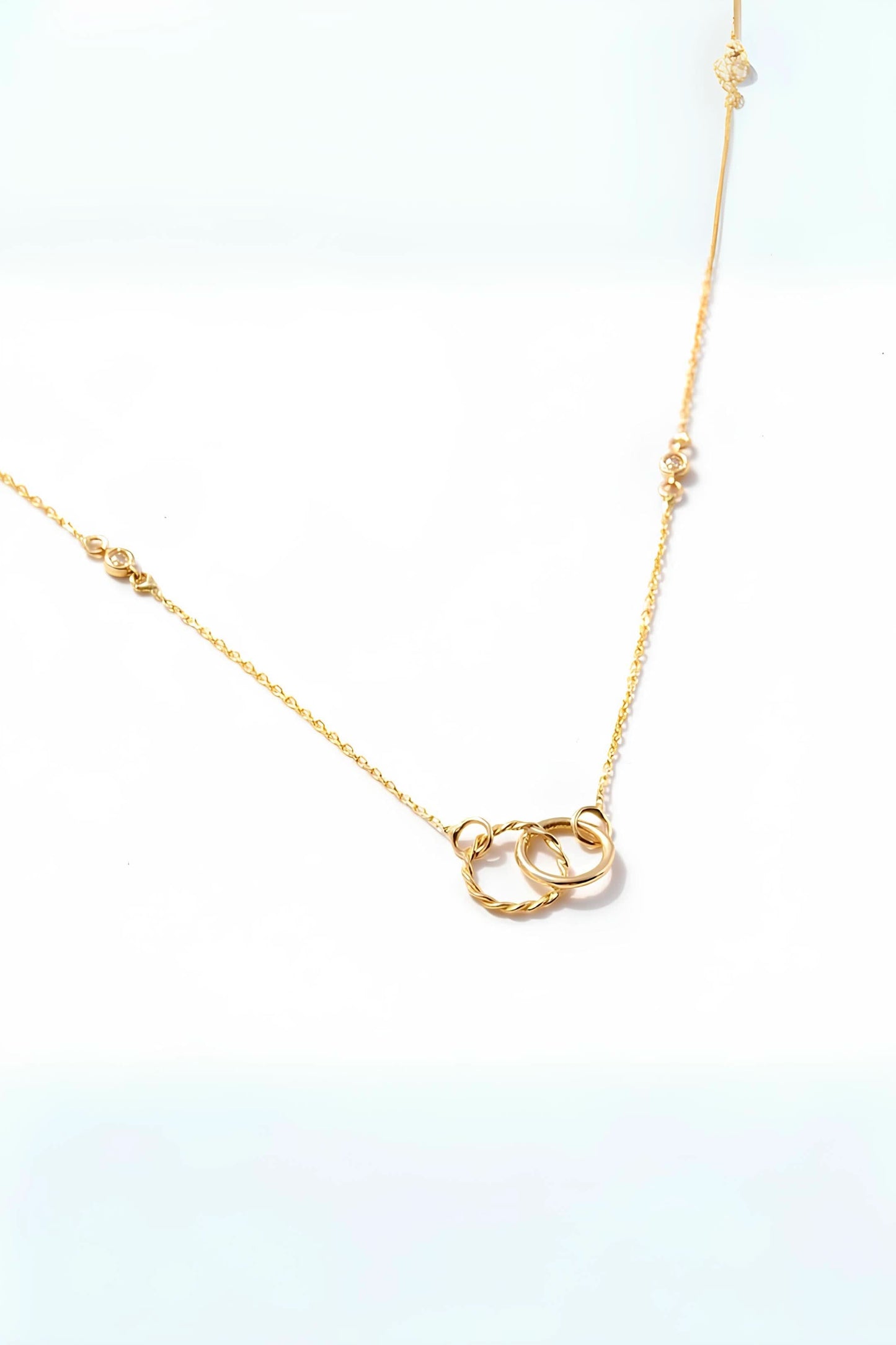 Interlocking Necklace