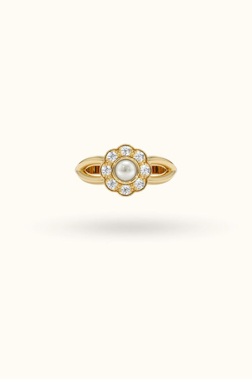 Natural Pearl Ring with Diamonds