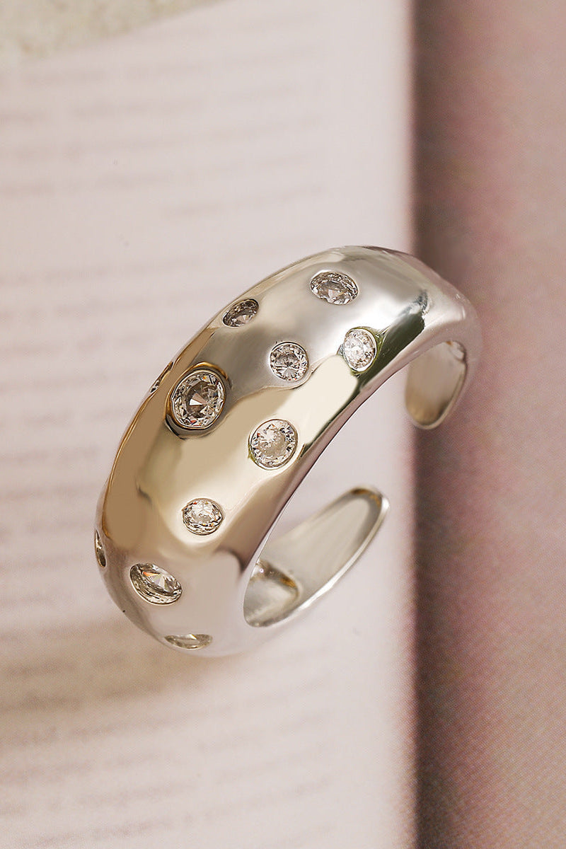 Switch Diamond Arc Ring