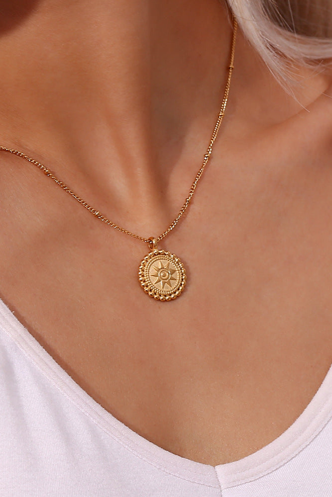 Vintage Star Disc Pendant Necklace