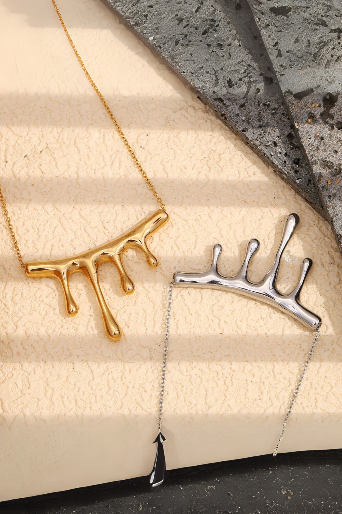 Waterfall pendant necklace