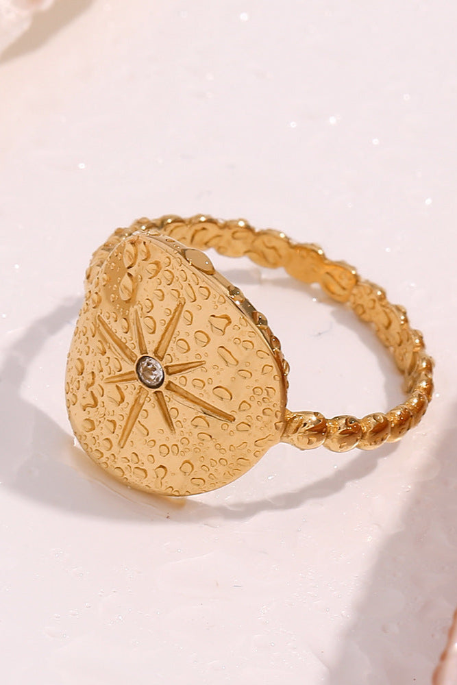 Eight-pointed star ring