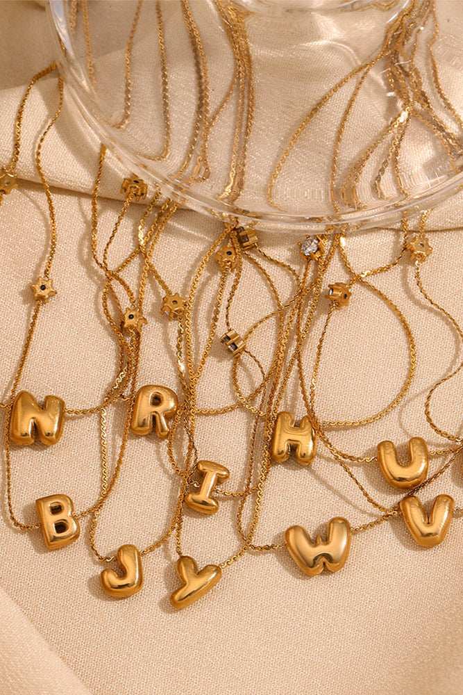 Bubble letter single side zircon S chain necklace