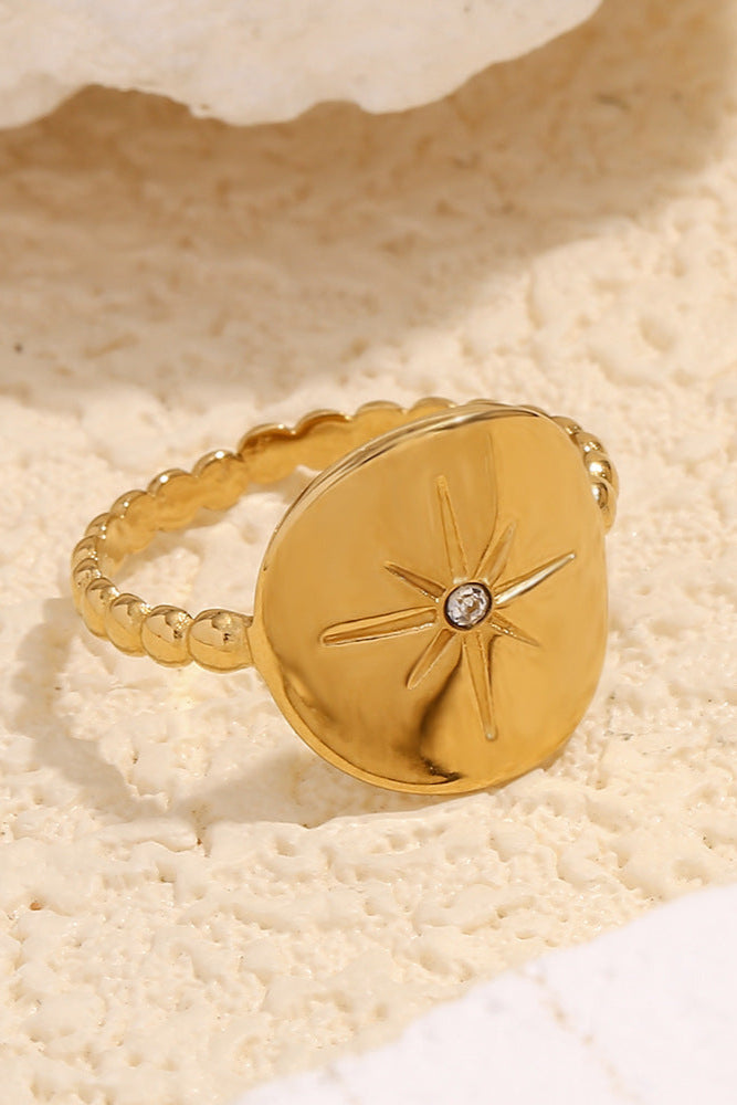 Eight-pointed star ring