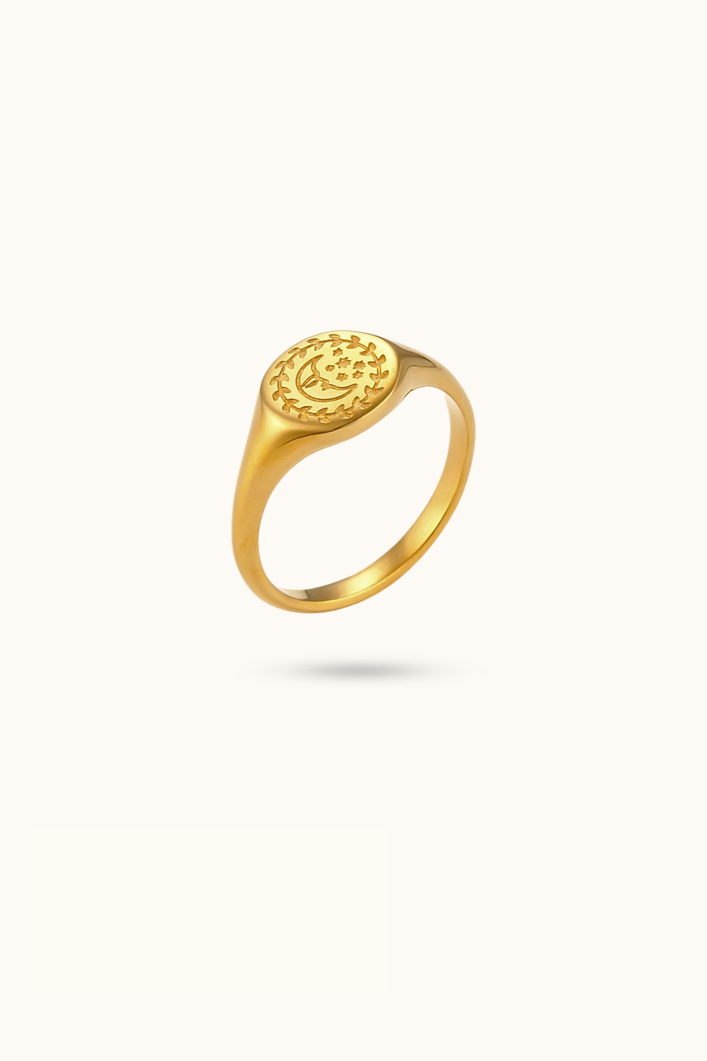 Star and moon pattern ring