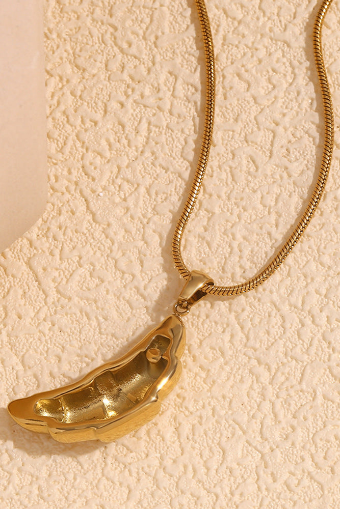 Croissant pendant necklace