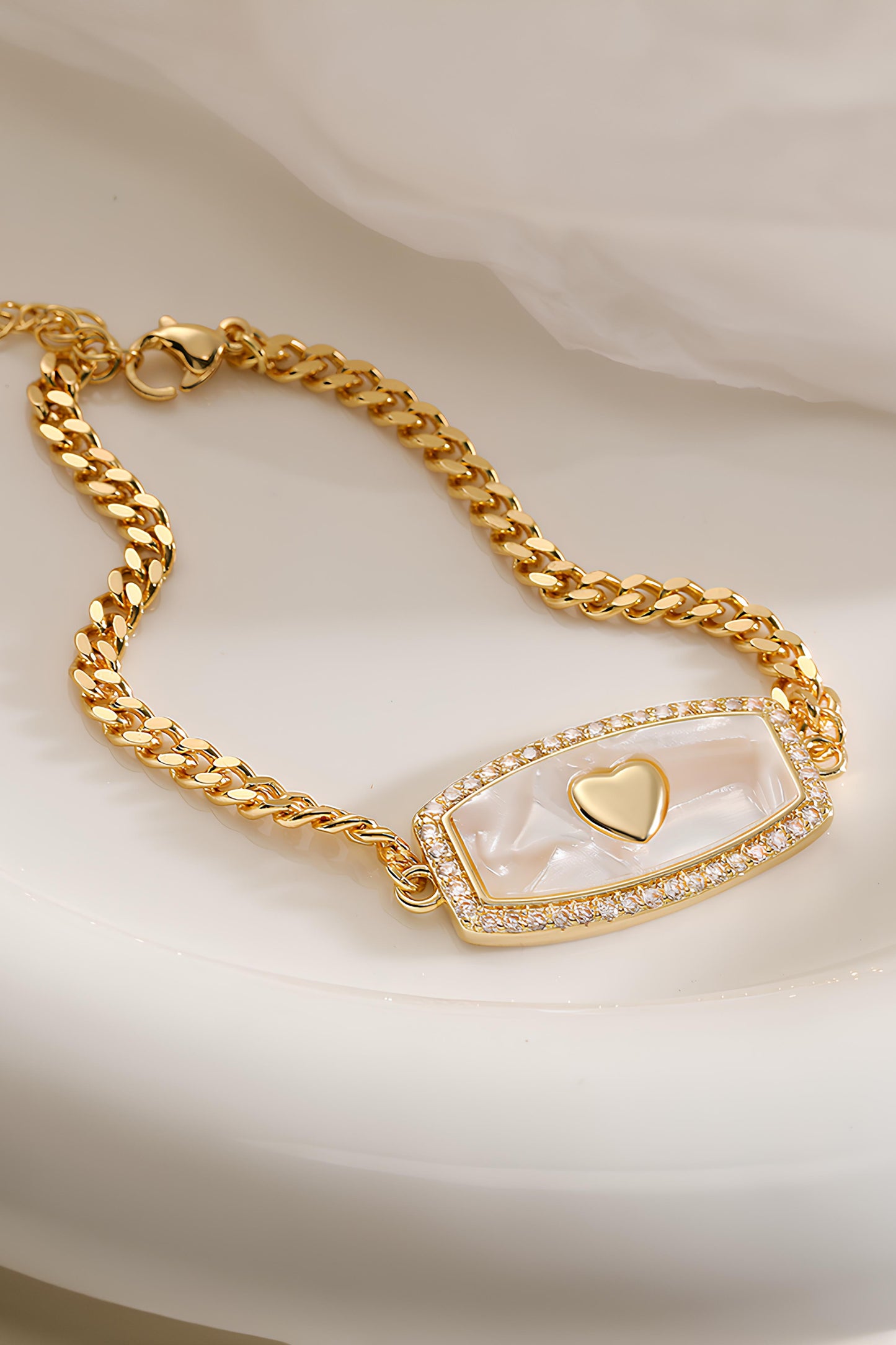 Heart mica bar bracelet