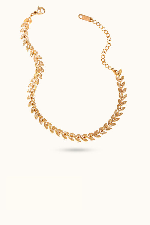 Leaves and Fish Tail Chain Necklace
