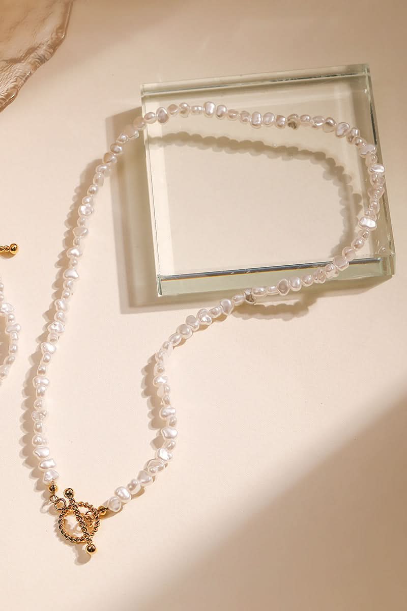 Natural freshwater fine pearl necklace