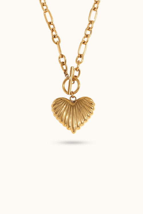 OT Clasp Shell-shaped Heart Necklace