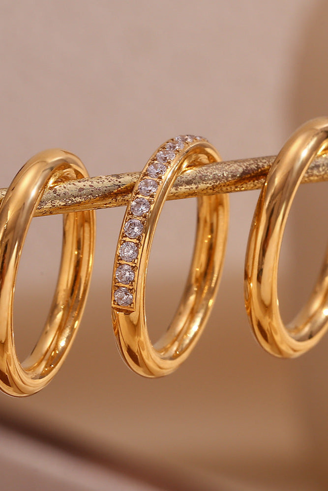 Simple 3-piece stacking ring set
