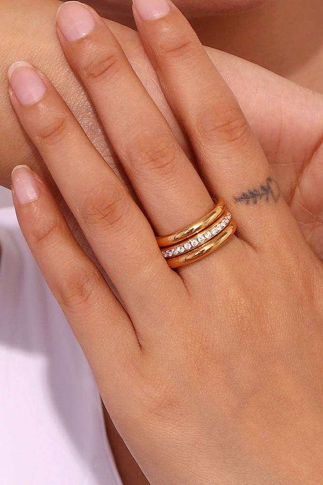 Simple 3-piece stacking ring set