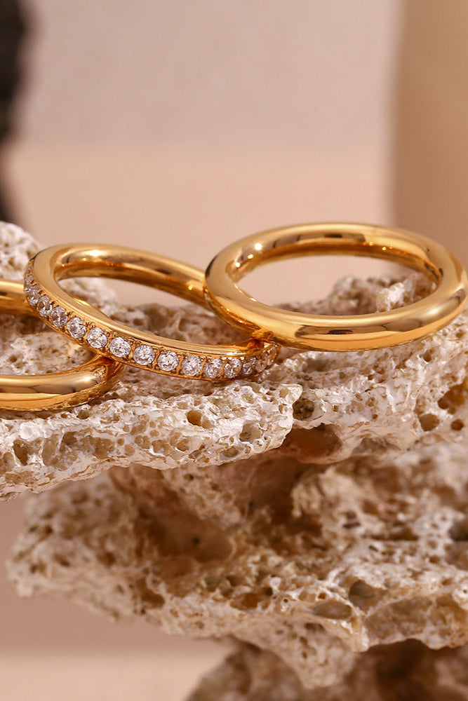 Simple 3-piece stacking ring set