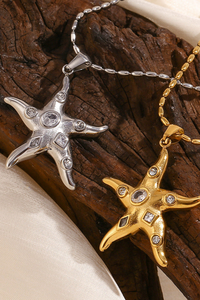 Starfish pendant necklace
