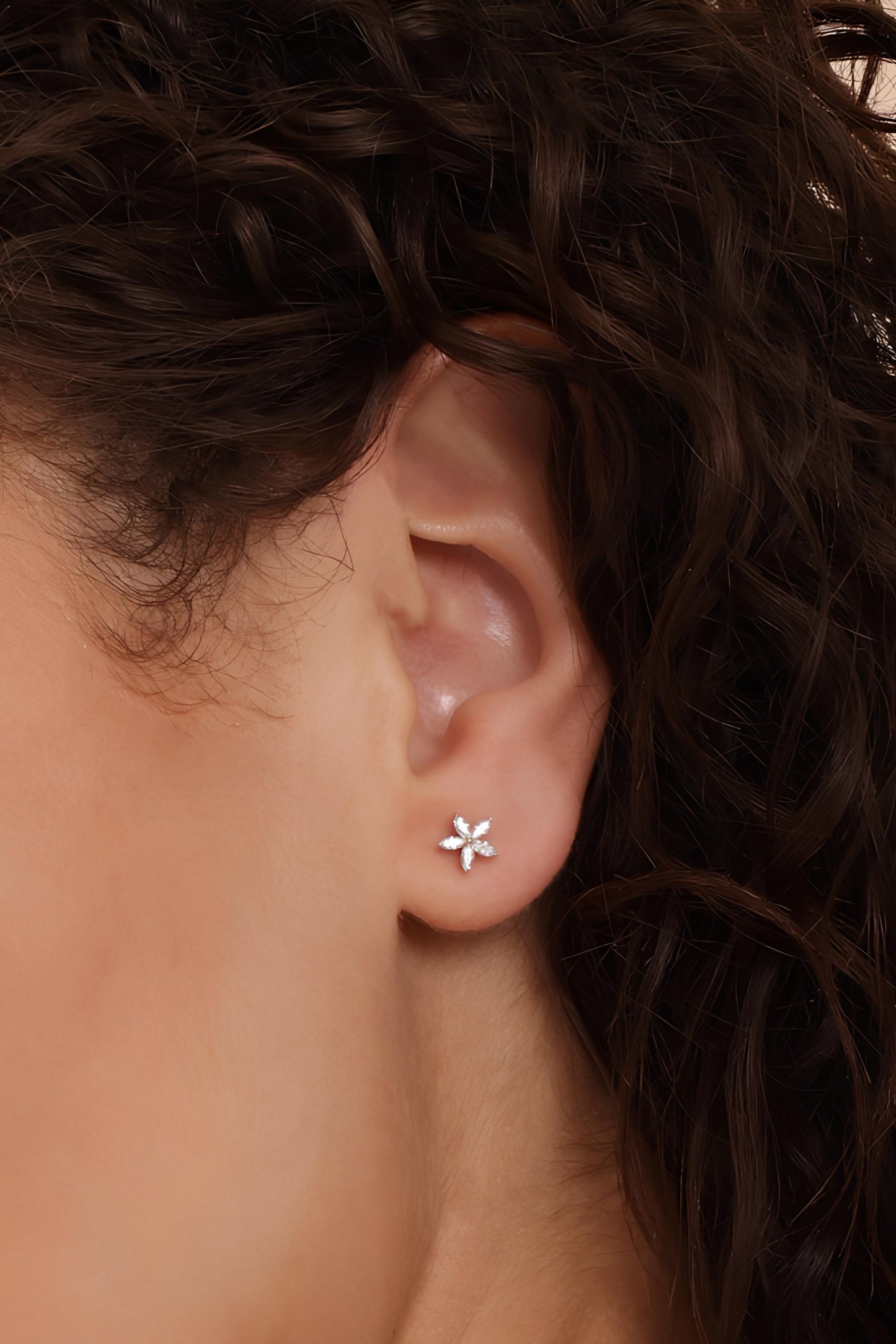 Vicky Start Diamond Stud Earrings