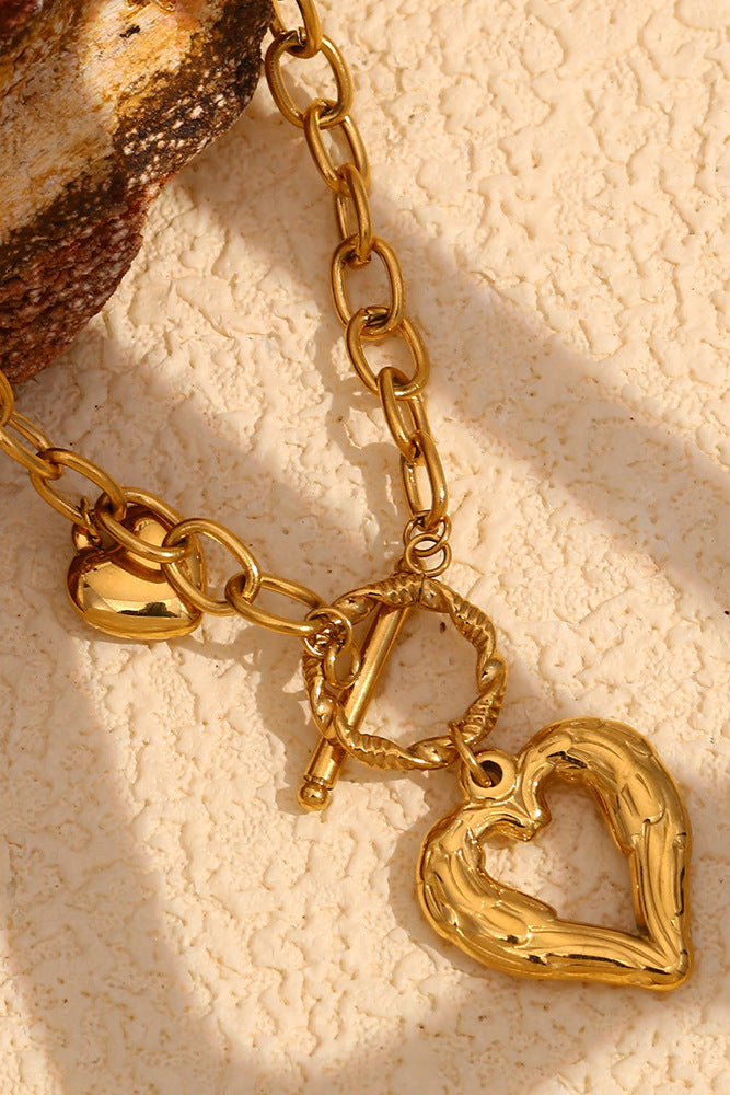 Wings and Heart-shaped Necklace