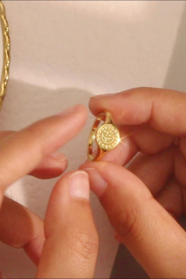 Star and moon pattern ring